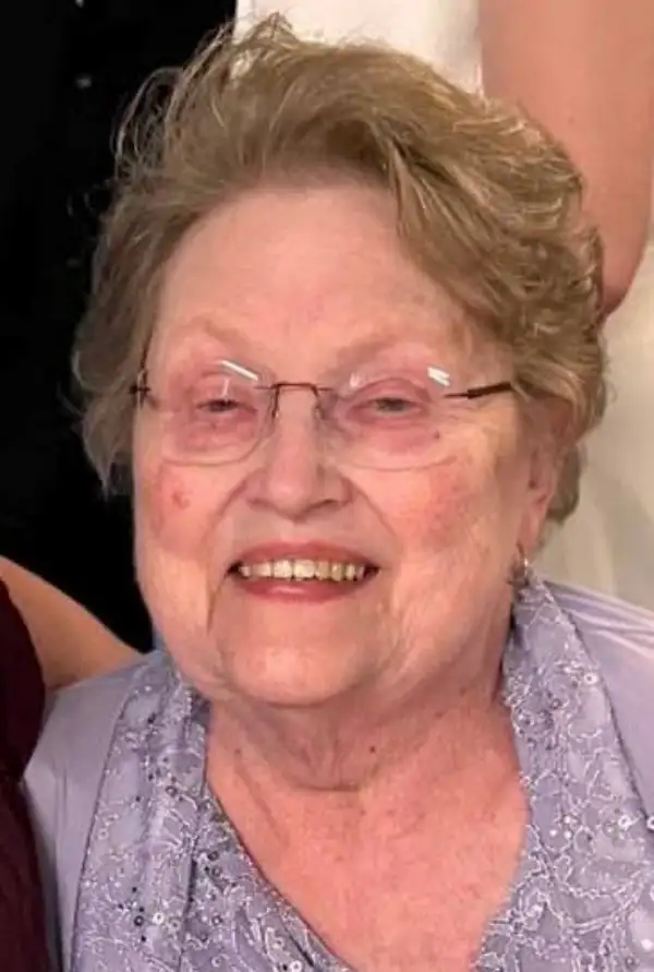 Lois Grove