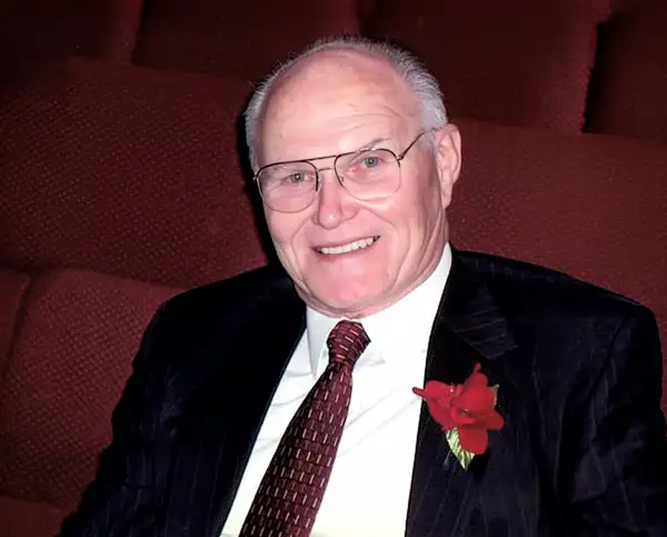 Wayne White