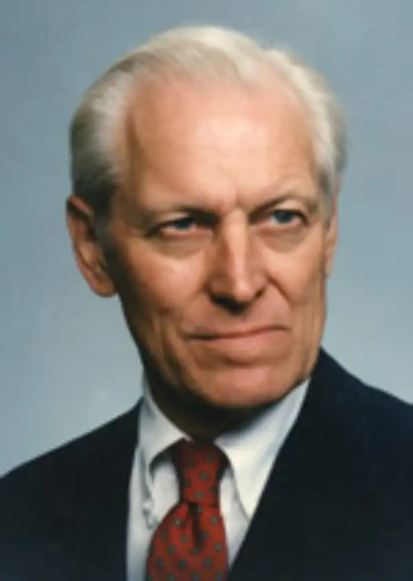 Dr. Everett A. Nitzke