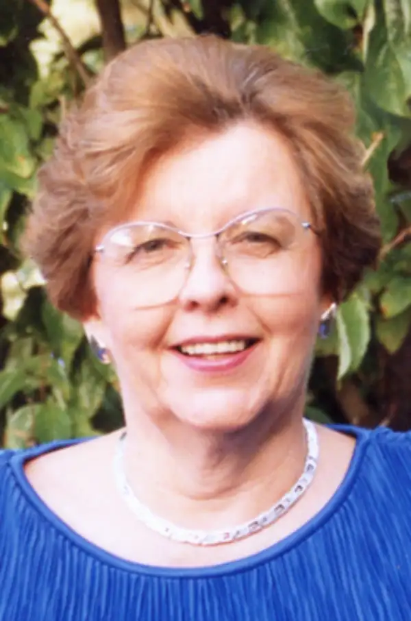 Lois Elinor Guthridge