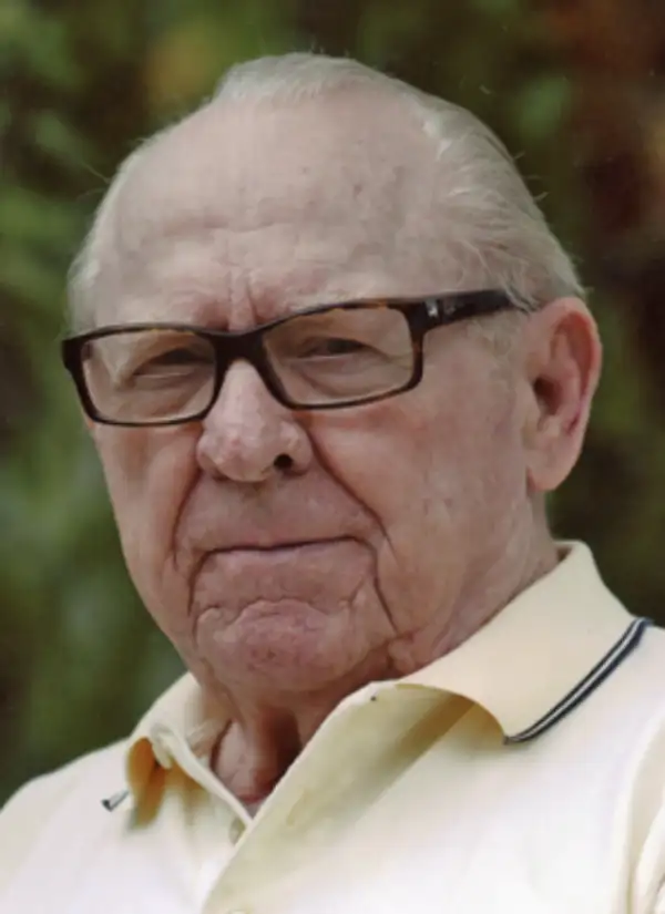 Robert "Bob" Underwood