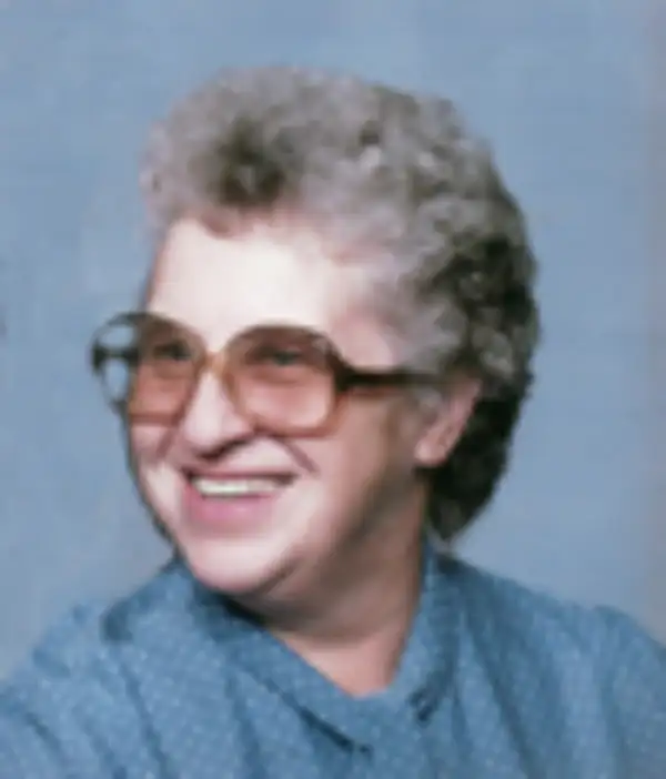 Betty Lee Hesseltine