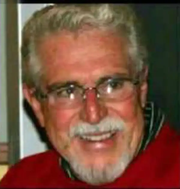 Rayburn "Ray" Burnett