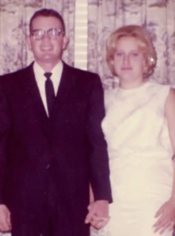 Lawrence & Carolyn Loffredo