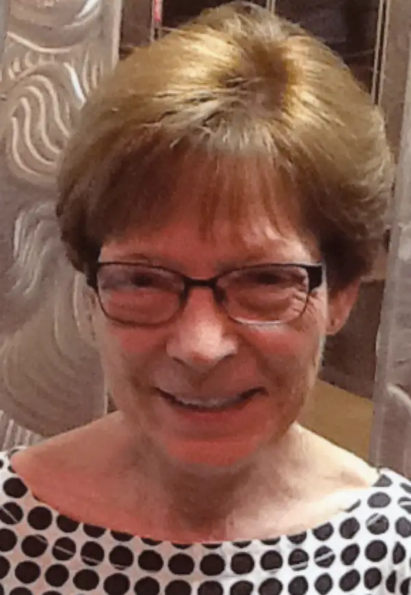 Sandra Sue Soles Houchins