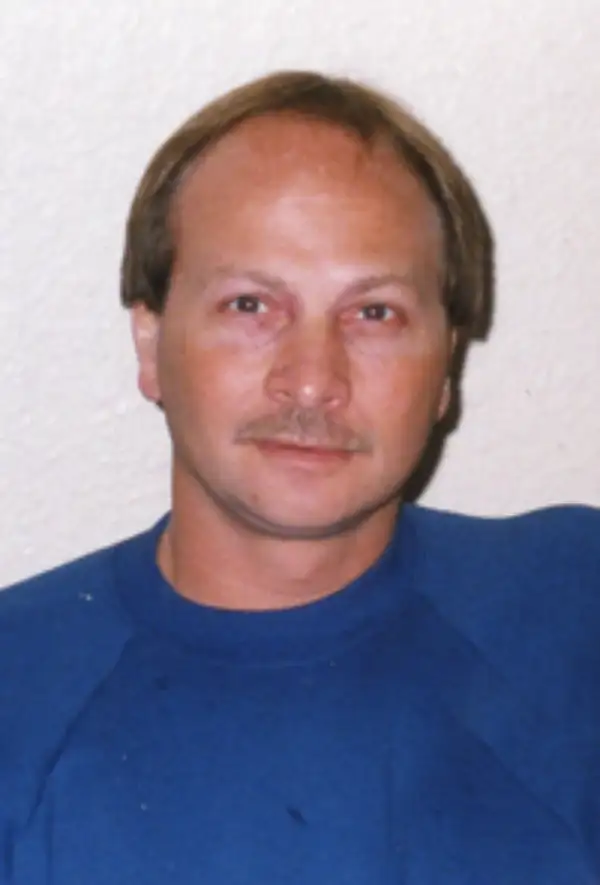 Robert "Bob" Russell