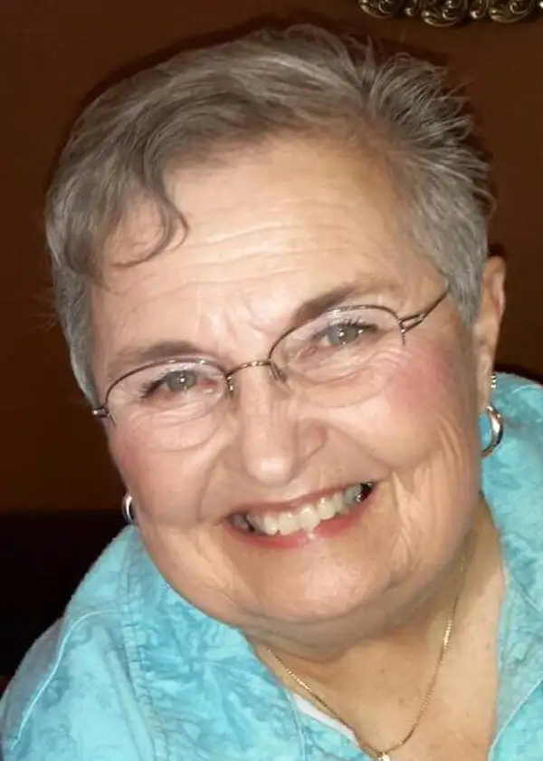 Utonna "Toni" Robbins