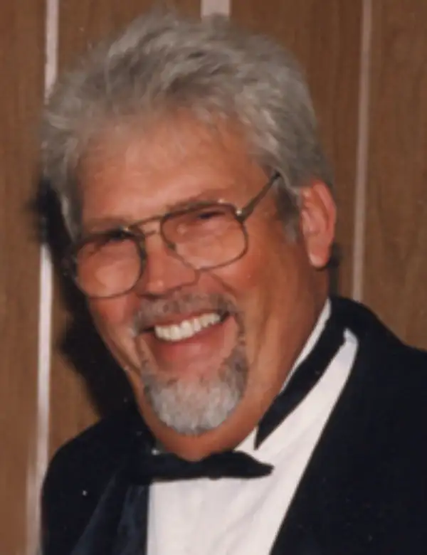 Dennis "Mike" Streepy