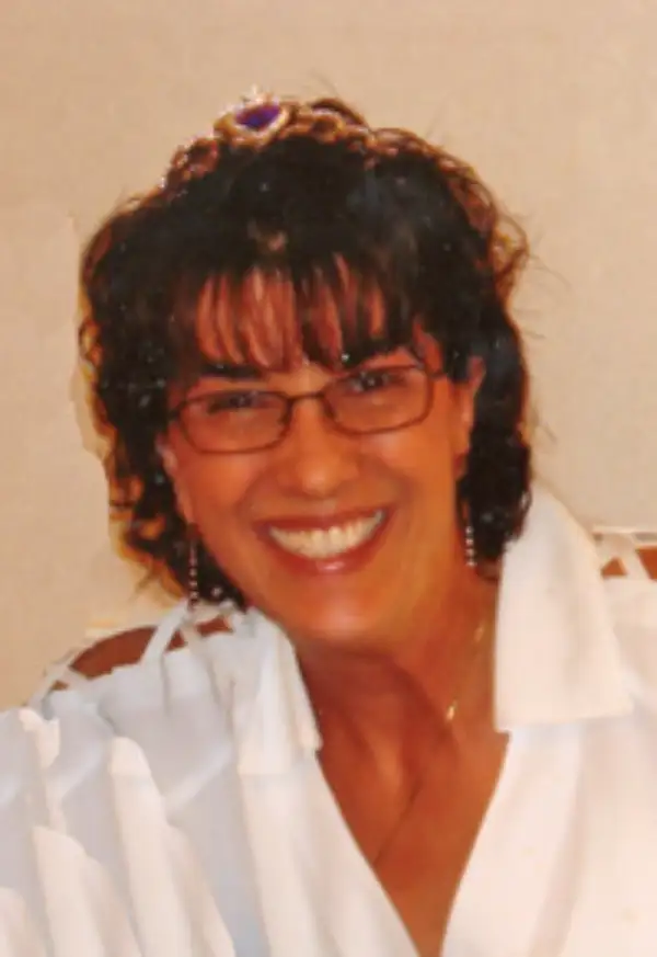 Cathy Lucia Caluzzi Moore