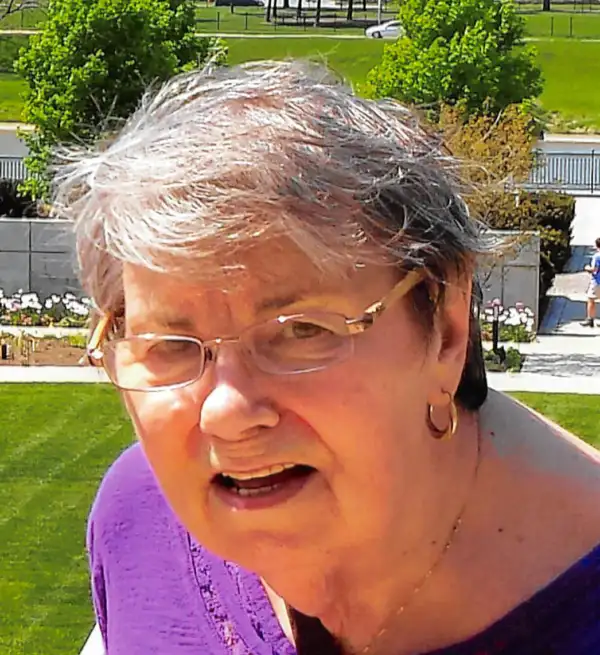 Frances "Dottie" Irene Onder