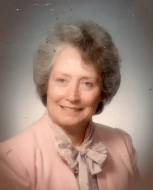 Bethelyn Sue Gadbow