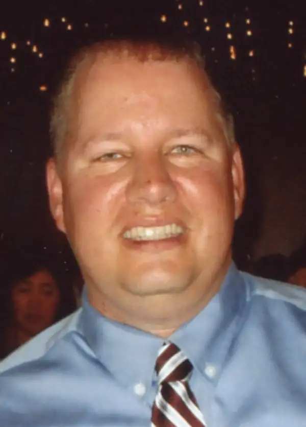 Robert "Bob" Erik Carlson
