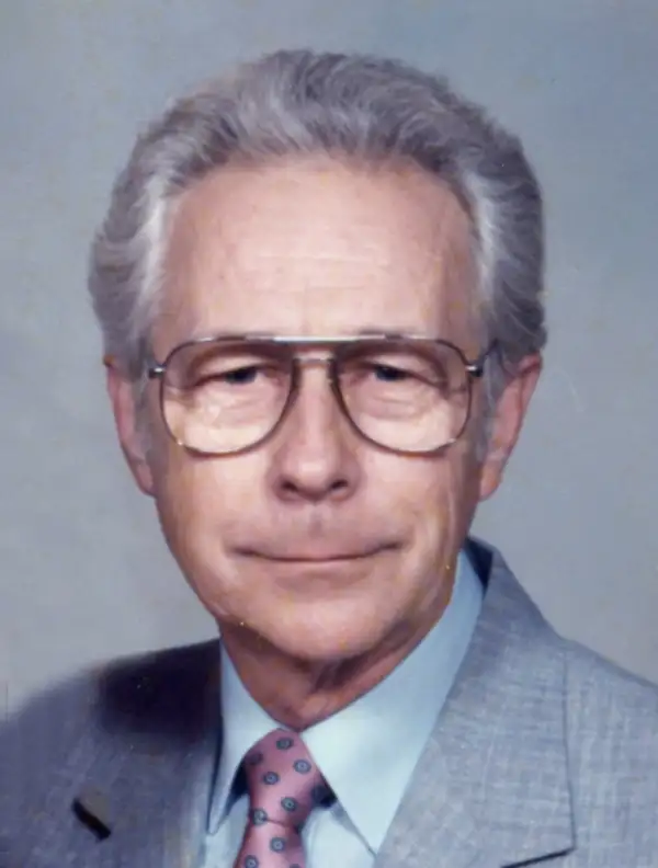 Urcel Leon "Lee" Bogle