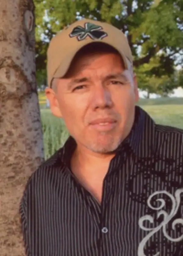 Dulces Flores-Estrada