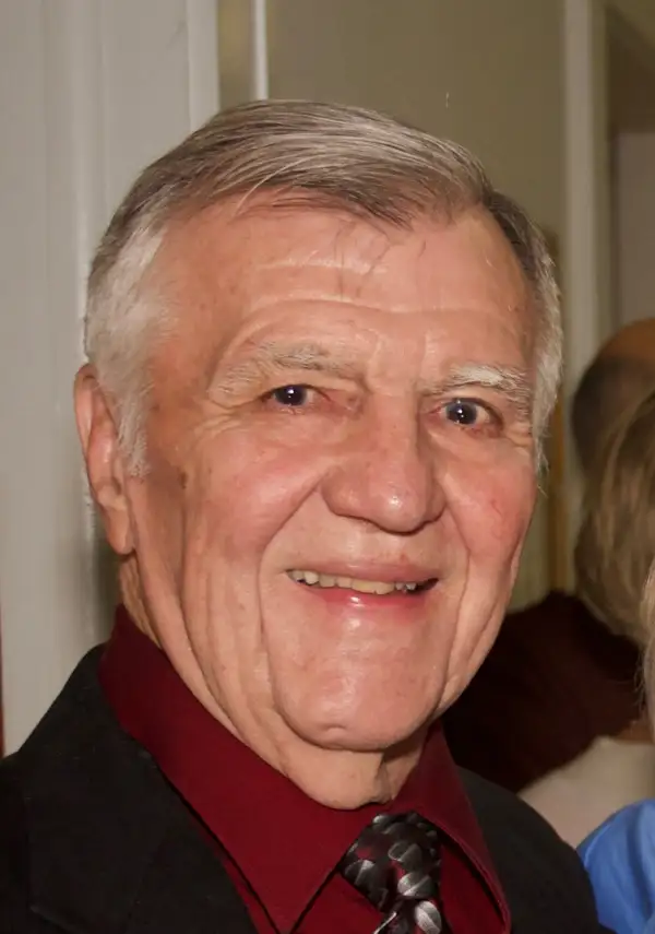 Rev Robert Burnett