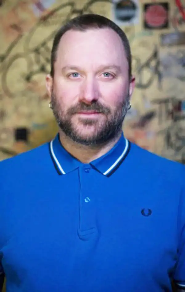 Robert "Rob" William Ogg