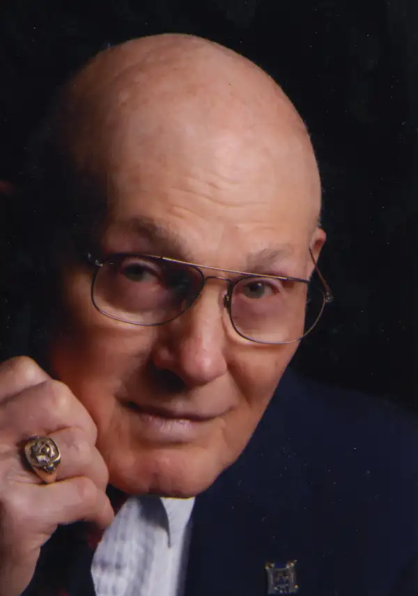 Arthur "Everett" Mauch