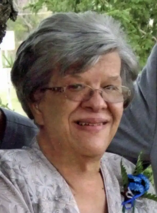 Kay Ellen (Belknap) Troutner