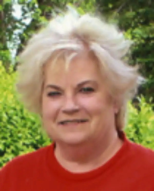 Peggy Lee Wichmann