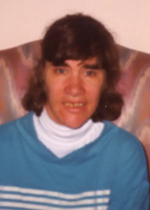 Michelle (Shelly) Starrett