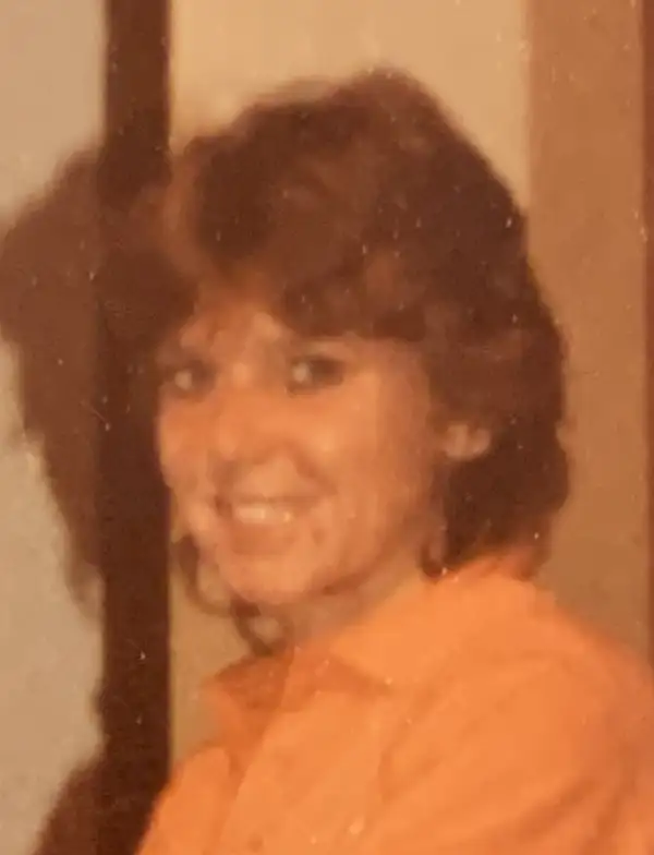 Kelly Brunson Hollis Singer