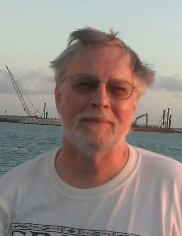 Robert "Bob" Peterson