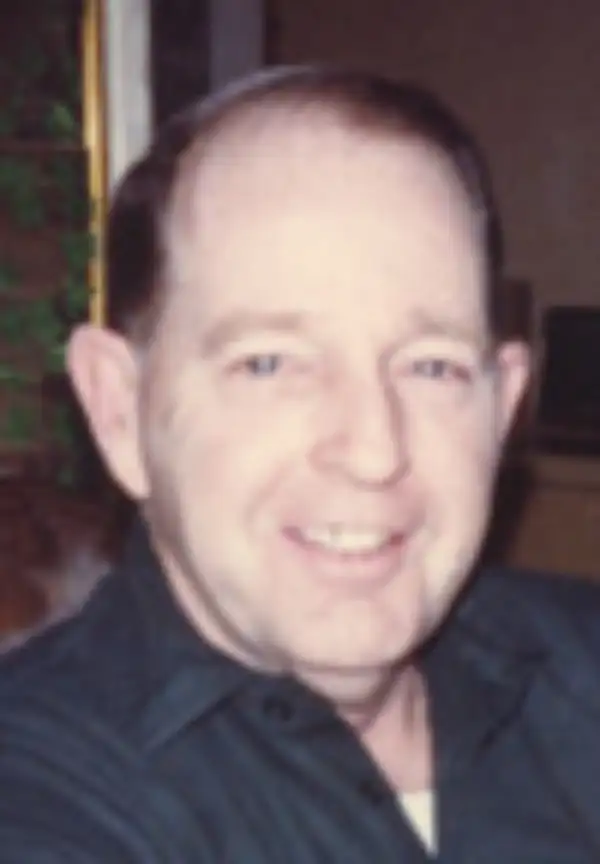 Robert "Dobby" Dobbins