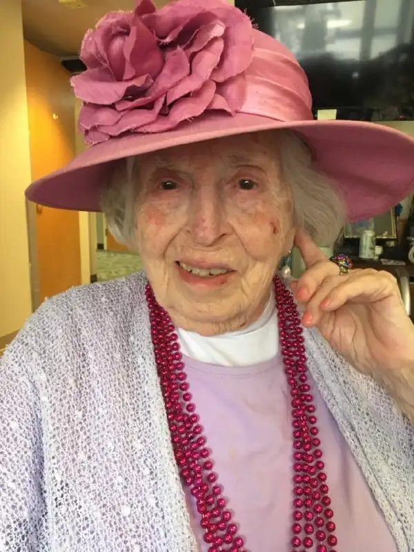 Elaine Pearl Hamilton