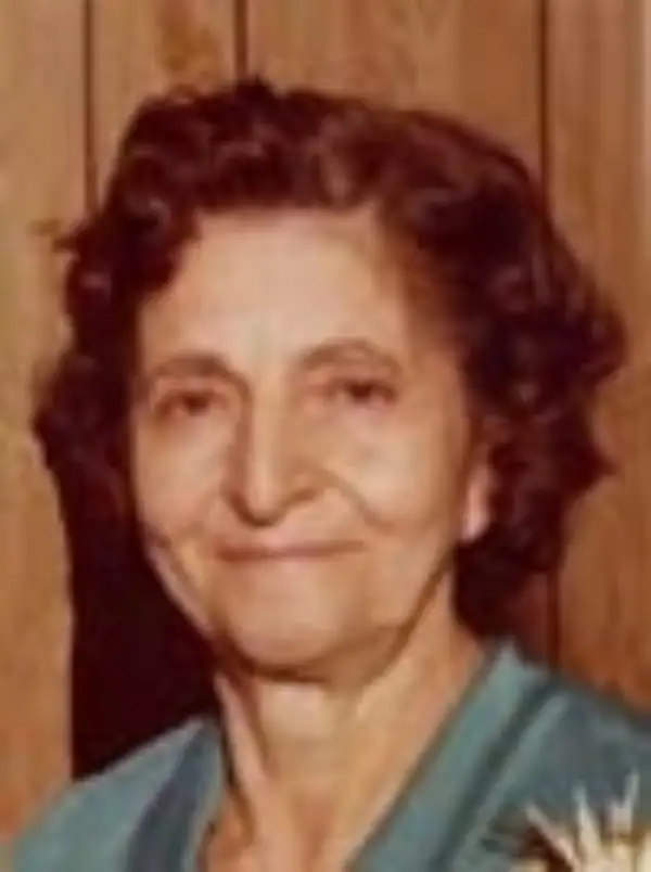 Adele Maroon
