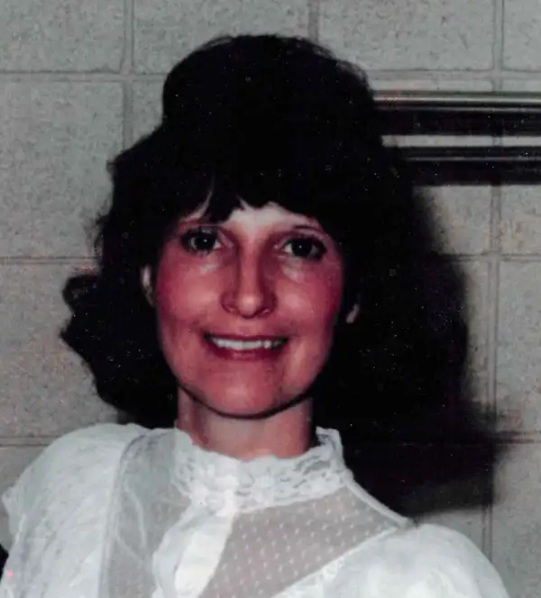 Lynn E. (Cunconan) Ballantini