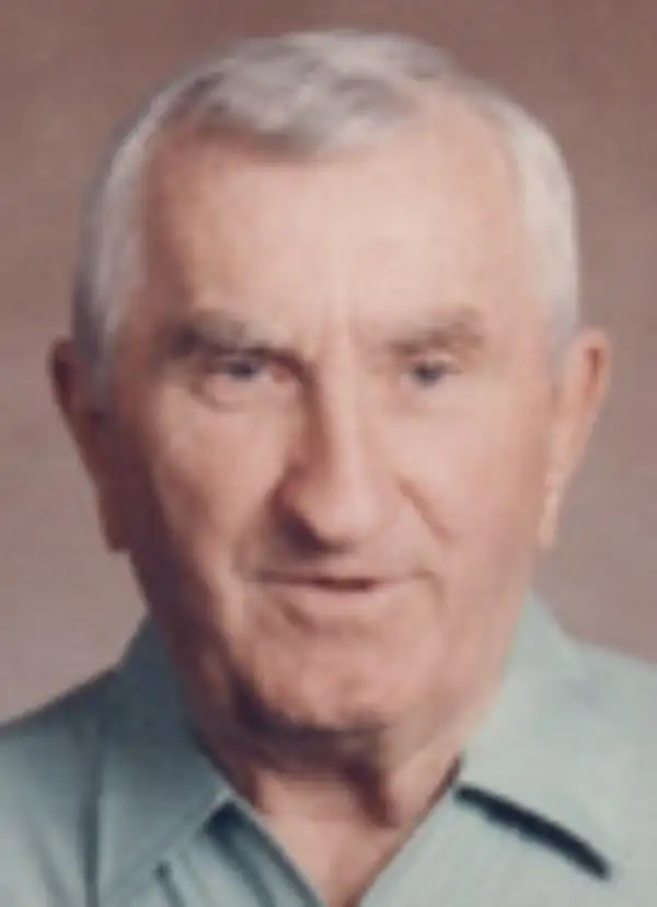 Kenneth R. Klauenburch