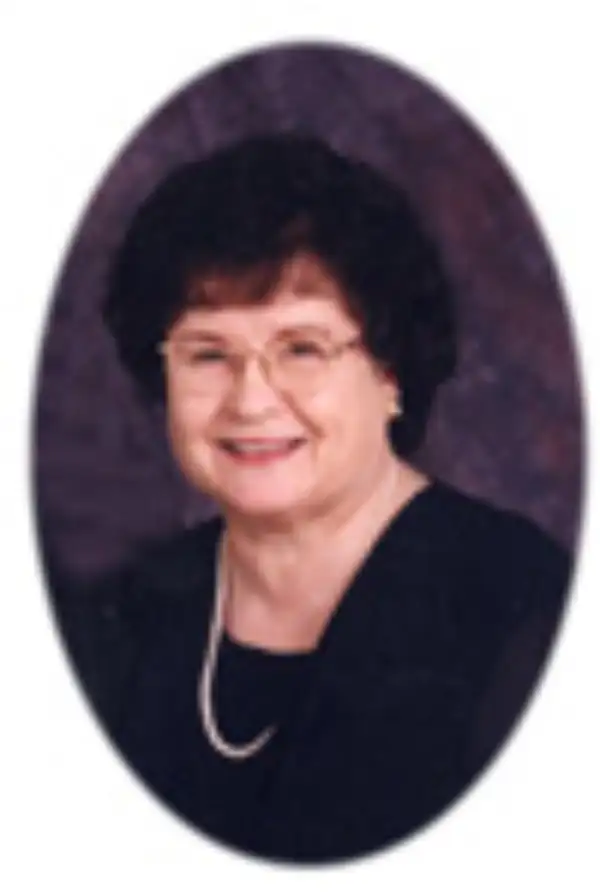 Winnie Lewis