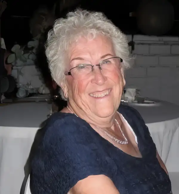 Lenora Schlenker